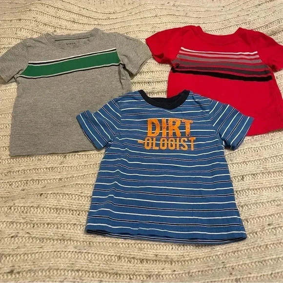 18-24 months short sleeve shirt set of 3, grey red and blue​ - Picture 1 of 5